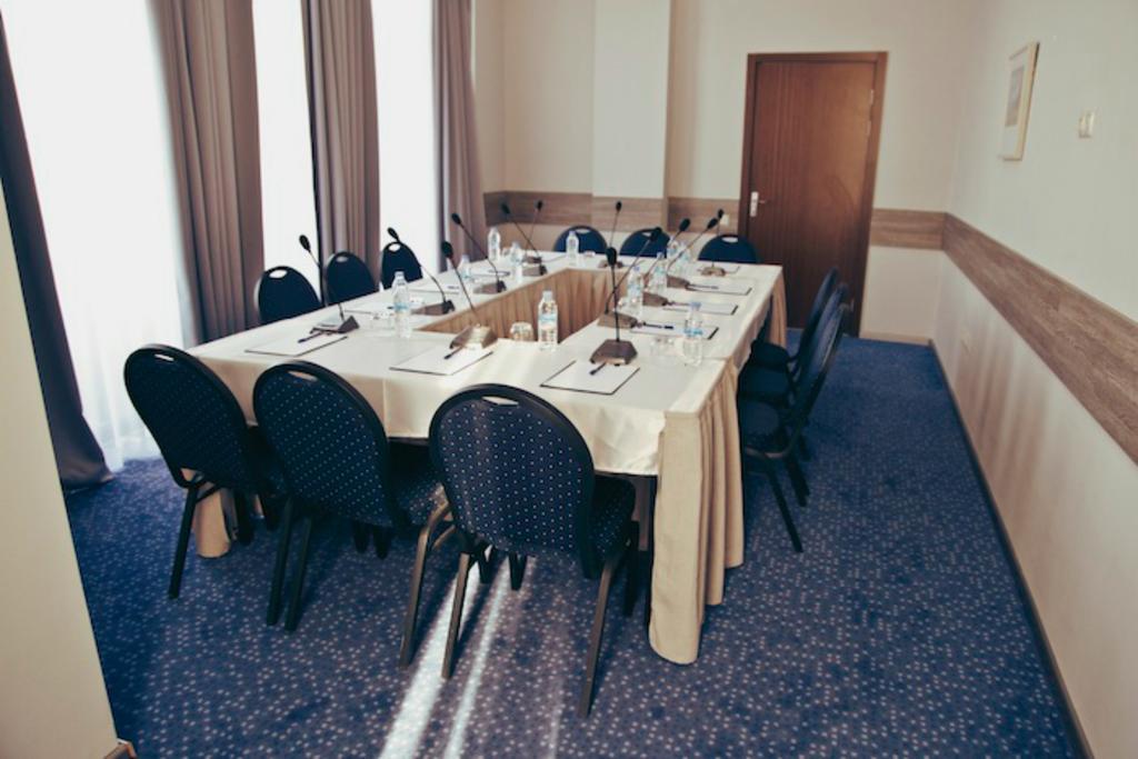 Tskaltubo Plaza Hotel Экстерьер фото