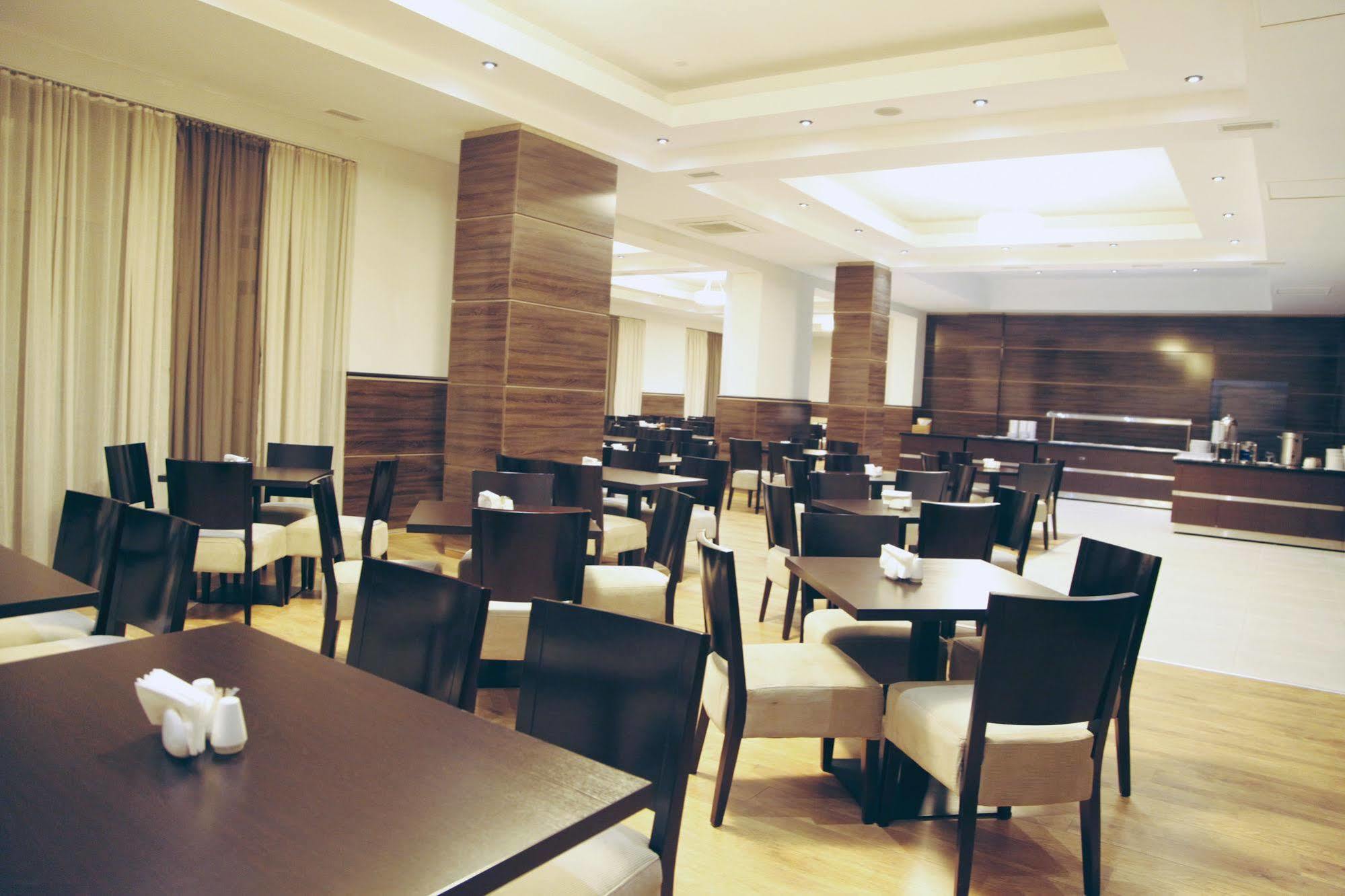 Tskaltubo Plaza Hotel Экстерьер фото